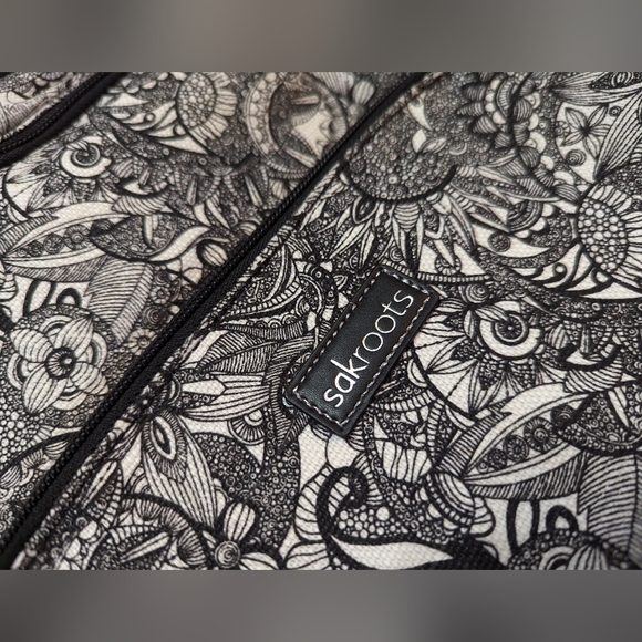 Black and White Colorable SakRoots Artist Circle Backpack. - Picture 3 of 6